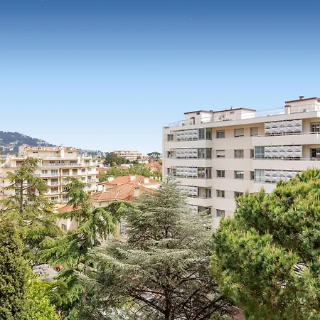 Upstays Bright 1br 50m² With Terrace Center * Cannes