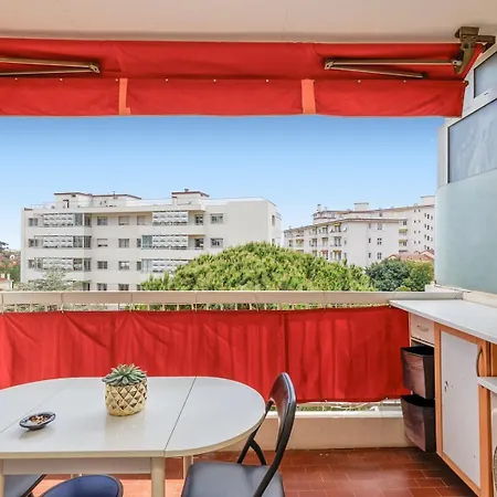 Apartament Upstays Bright 1br 50m² With Terrace Center *