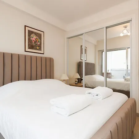 Lejlighed Upstays Bright 1br 50m² With Terrace Center *